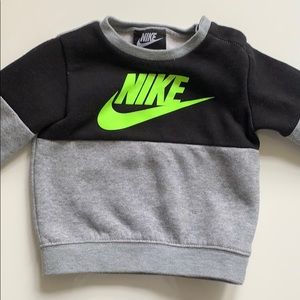 Nike Sweatshirt